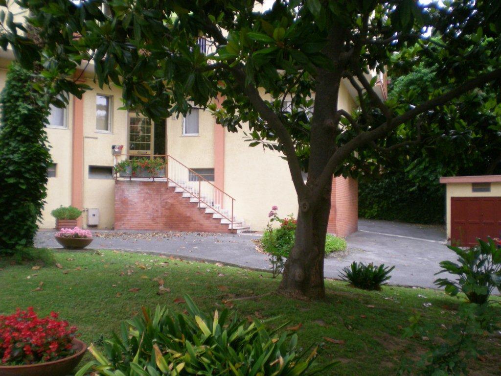 Casa Grandis Dimora Di Charme Nel Cuore Di Bordighera Apartment Bagian luar foto