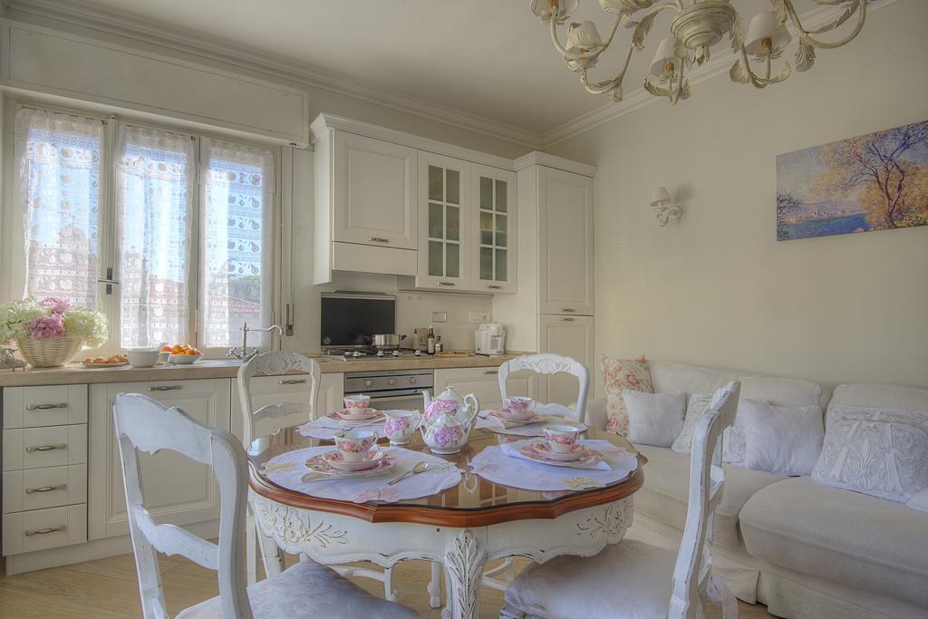 Casa Grandis Dimora Di Charme Nel Cuore Di Bordighera Apartment Bagian luar foto